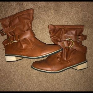 Short boots tan (camel) color size 7